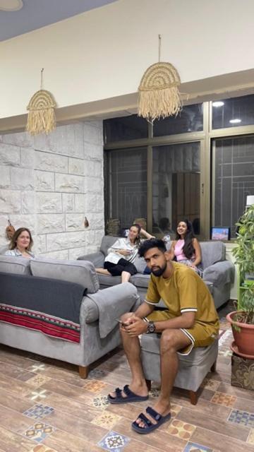 Darna Hostel Amman Buitenkant foto